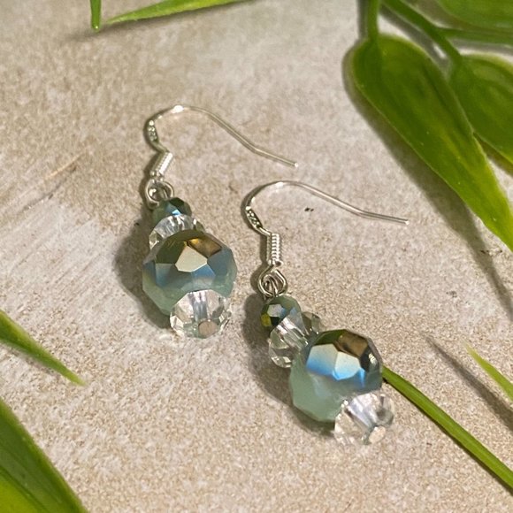 3/$18 Gorgeous Clear & Iridescent Sea Foam Green Faceted Glass Bead Silver Hook - Picture 3 of 8